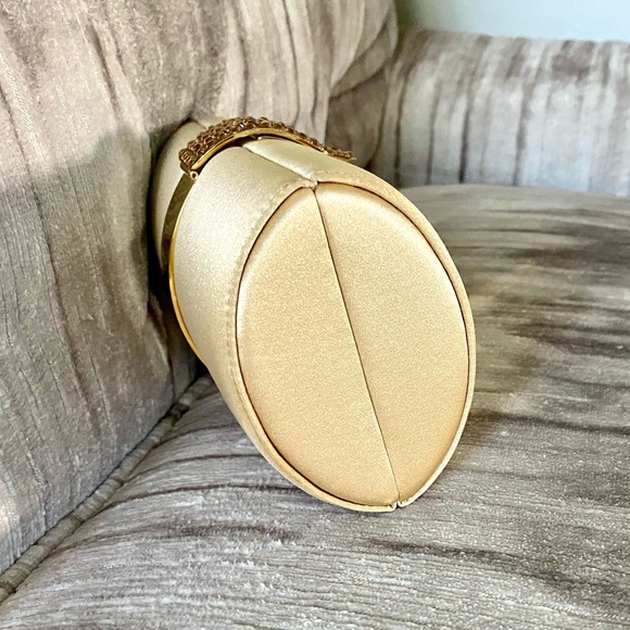 RODO Vintage Hard Dressy Clutch w Chain Strap NWT - Picture 3 of 12